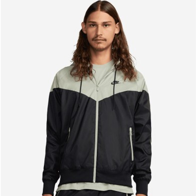 Chaqueta Nike Windrunner: Estilo Clásico y Sostenibilidad