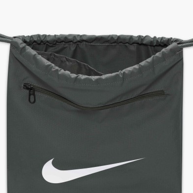 Bolsa Nike Brasilia 9.5 - Amplia, Duradera y Organizada